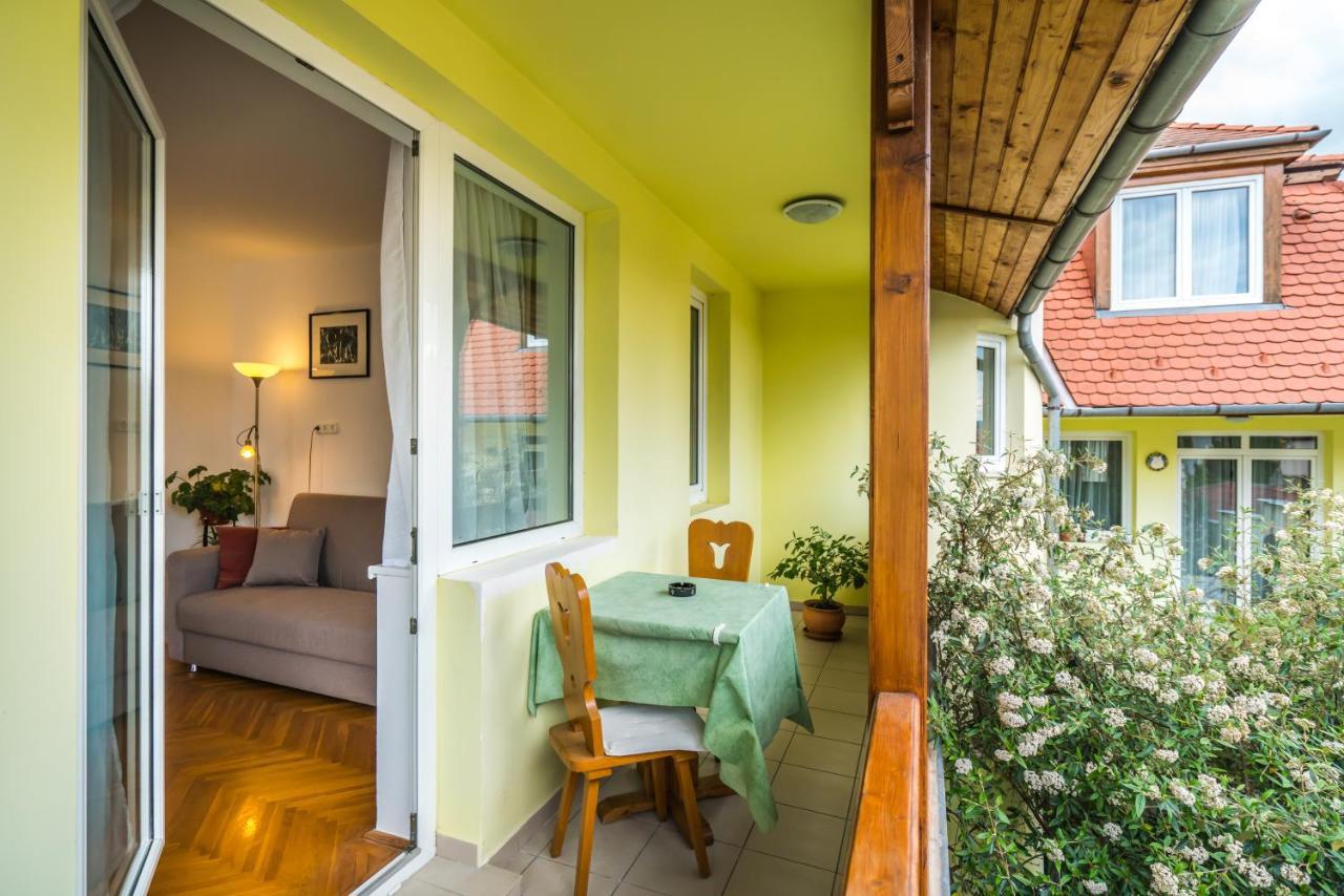 Szent Kristof Panzio Bed & Breakfast Esztergom Ngoại thất bức ảnh